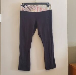 Lululemon RARE Seawheeze Run Inspire Crops 2013